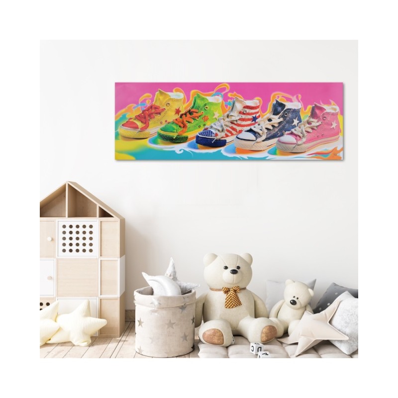 Dekoratives Leinwandbild - Farbige Turnschuhe | Feeby