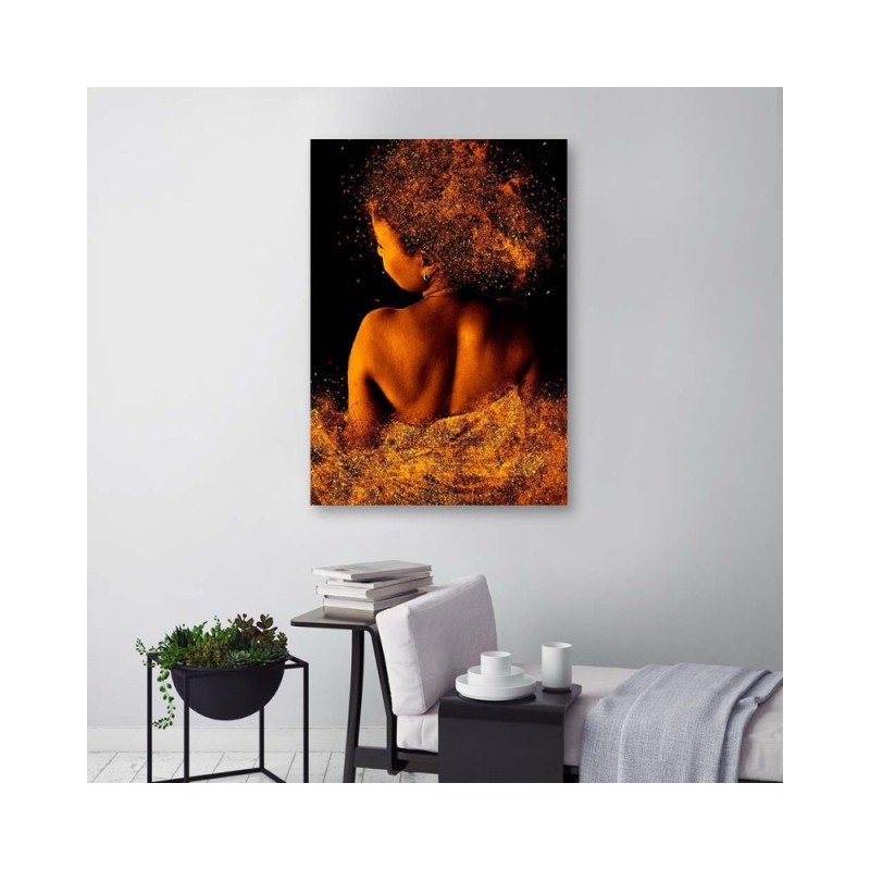 Leinwanddruck - Junge Frau in Goldstaub | Feeby