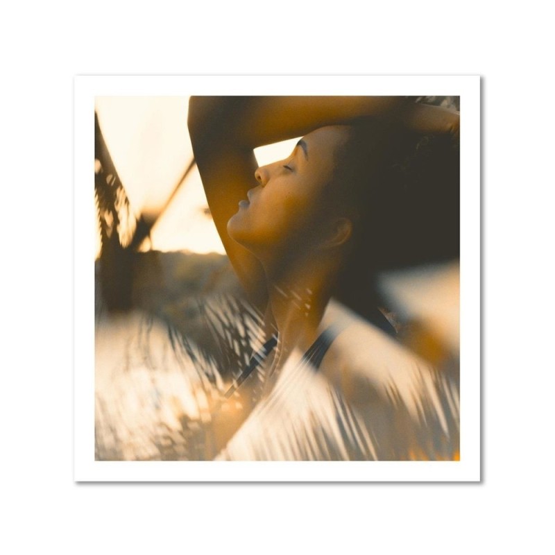 Bild auf Leinwand - Junge Frau | Feeby