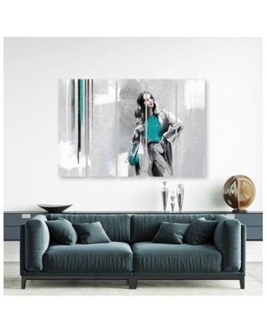 Bild auf Leinwand - Eine Frau in einem Mantel | Feeby