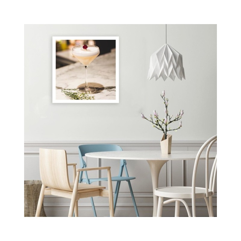 Leinwandbild - Getränk mit einer Kirsche | Feeby