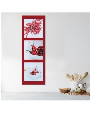 Leinwanddruck - Rote Chilischoten auf rotem Hintergrund | Feeby