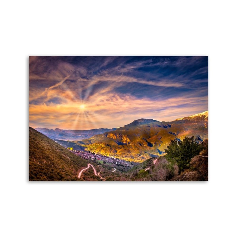 Leinwandbild - Kleine Stadt in den Bergen | Feeby