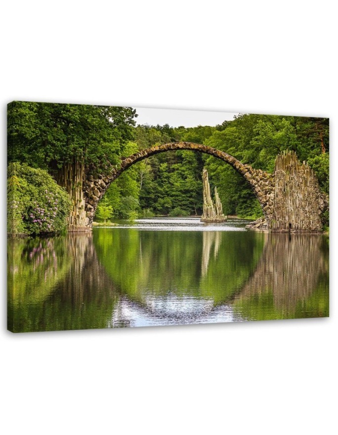 Leinwandbild - Bogenbrücke über einen See | Feeby