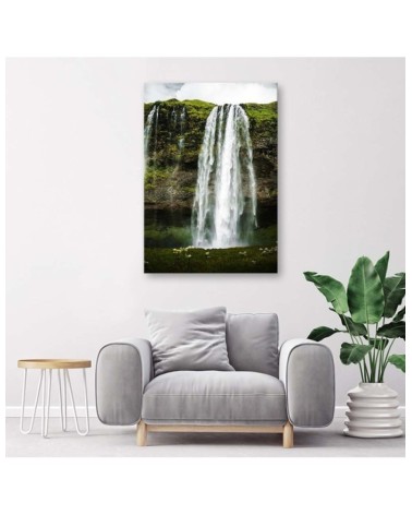 Leinwanddruck - Wasserfall in den grünen Bergen | Feeby