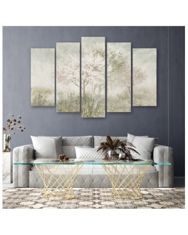 Leinwandbild - Ein blühender Baum in der Wiese | Feeby