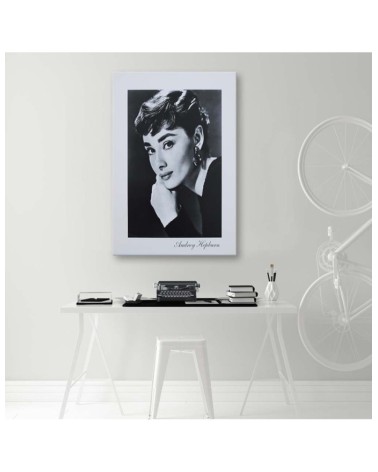 Bild auf Leinwand - Audrey Hepburn - Schwarz-Weiß-Porträt | Feeby