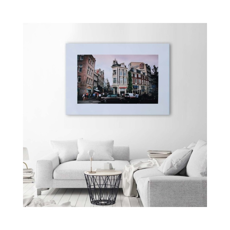 Bild - Alte Stadthäuser und städtische Betriebsamkeit | Feeby