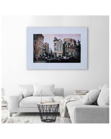 Bild - Alte Stadthäuser und städtische Betriebsamkeit | Feeby