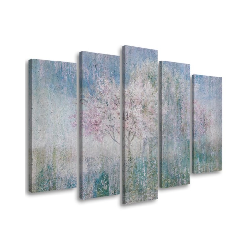 Bild - Ein blühender Baum in der Wiese alt und schmutzig | Feeby