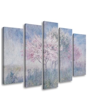 Bild - Ein blühender Baum in der alten Wiese verblasst | Feeby