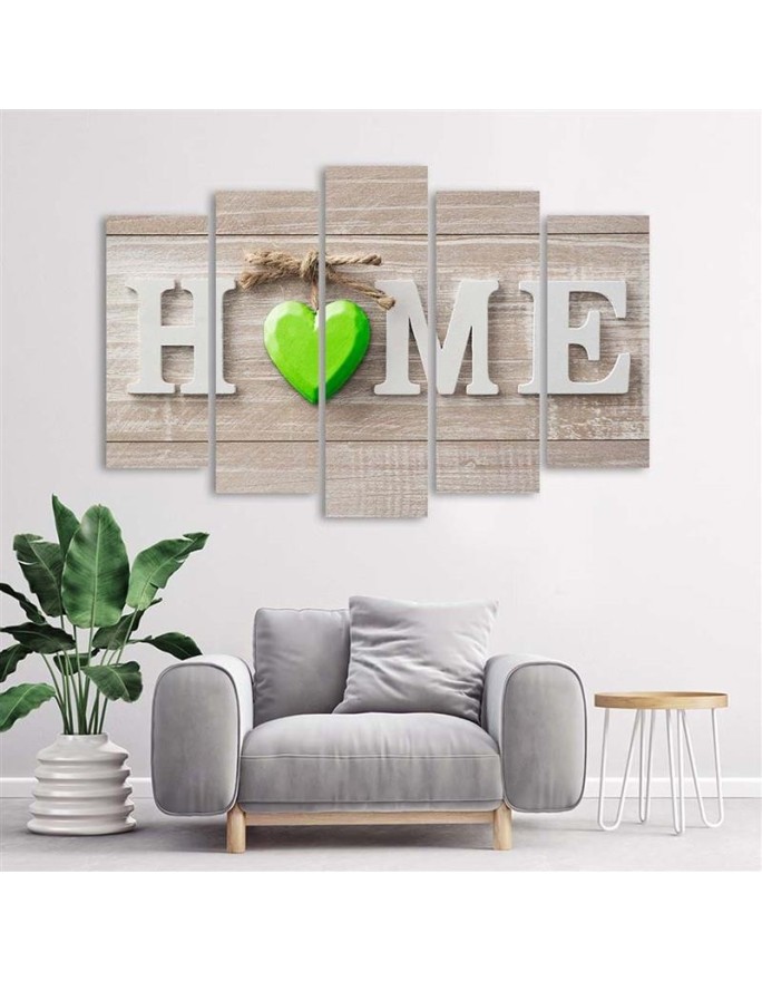 Obraz dekoracyjny - Napis Home z zielonym sercem na jasnych deskach
