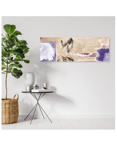 Leinwandbild - Frau auf beigem Hintergrund | Feeby