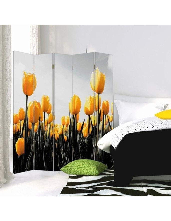 Bedroom divider - Meadow of yellow tulips | FEEBY