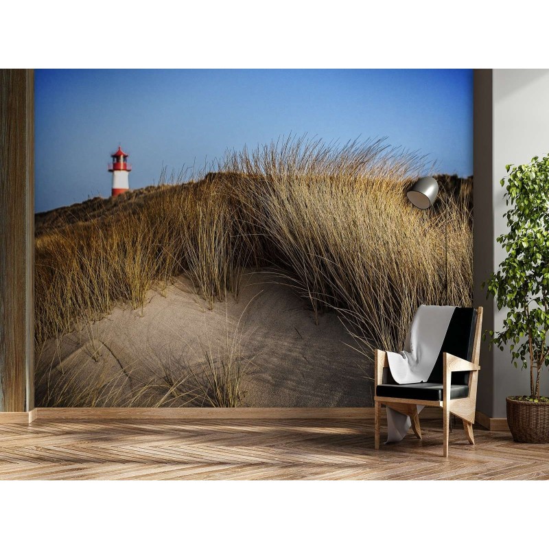 Fototapete - Leuchtturm versteckt hinter den Dünen | Feeby