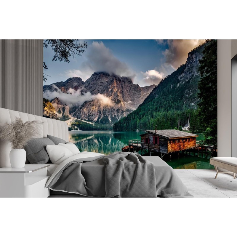 Fototapete - Hütte an einem Bergsee | Feeby